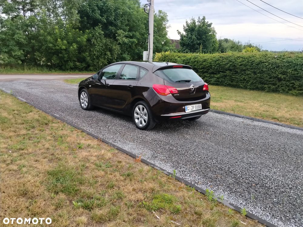 Opel Astra 1.4 T Cosmo - 22