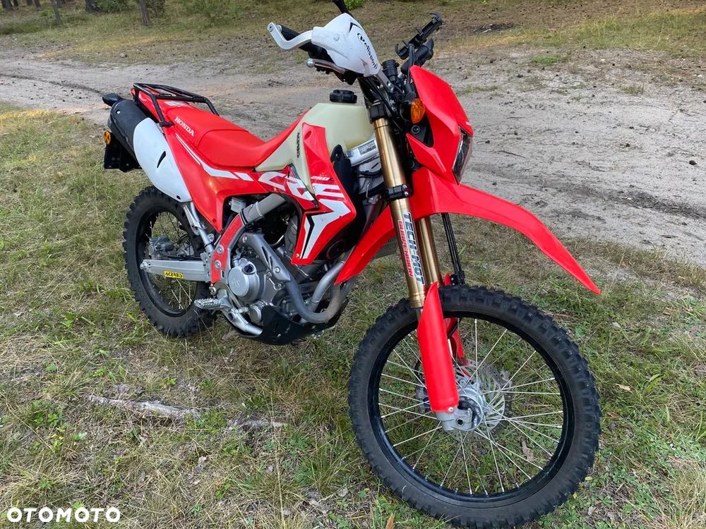 Honda CRF - 9