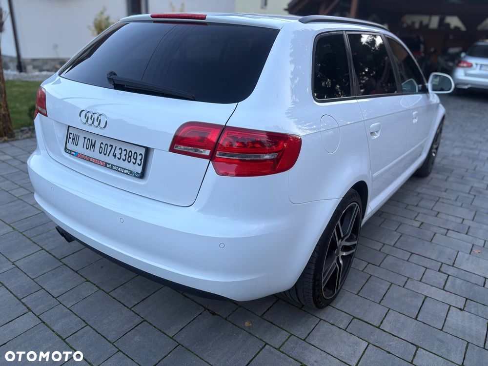 Audi A3 Sportback - 12