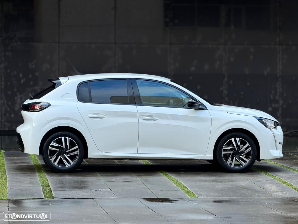 Peugeot 208 1.2 PureTech Allure Pack - 21