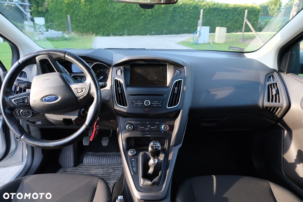 Ford Focus 1.0 EcoBoost Trend ASS - 17
