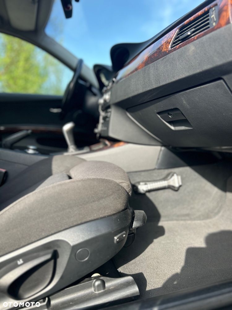 BMW Seria 3 318i - 19