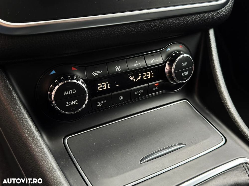 Mercedes-Benz CLA 200 (CDI) d Urban - 25