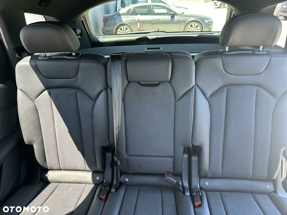 Audi Q7 - 18