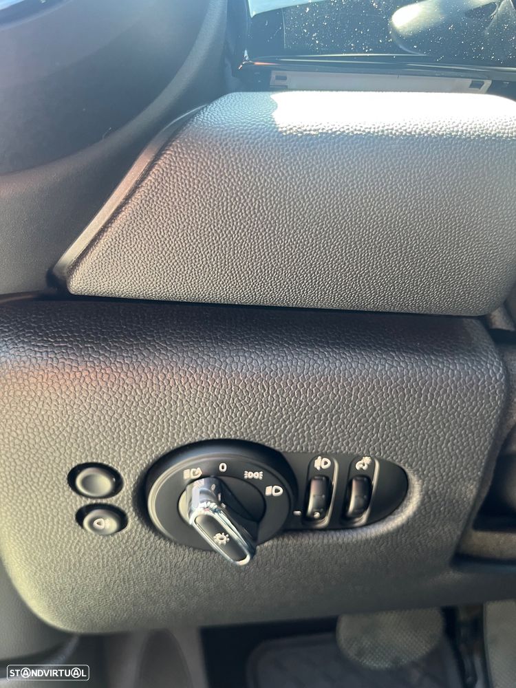 MINI 3 Portas Cooper SE - 16