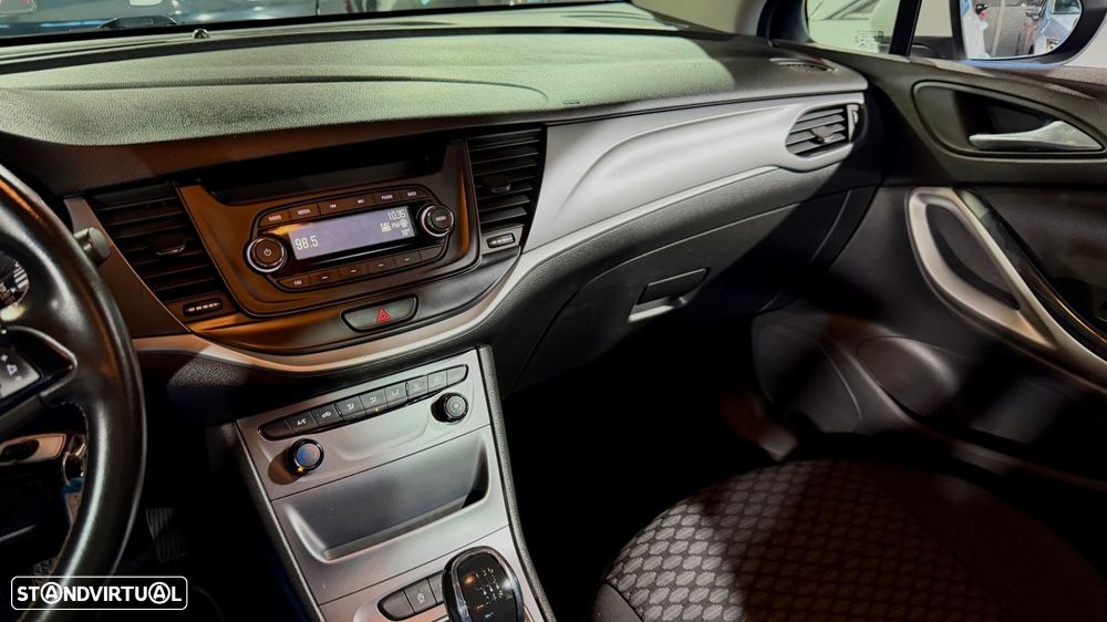 Opel Astra 1.6 CDTI Dynamic S/S - 33