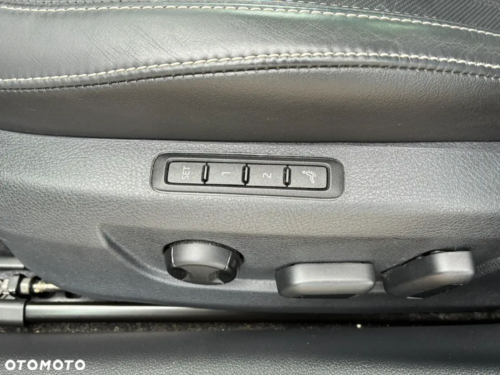 Skoda Superb 2.0 TSI L&K DSG - 14