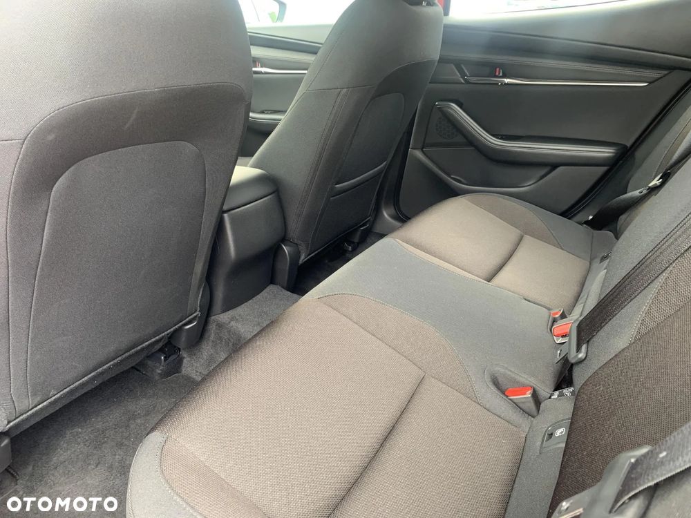 Mazda 3 - 10