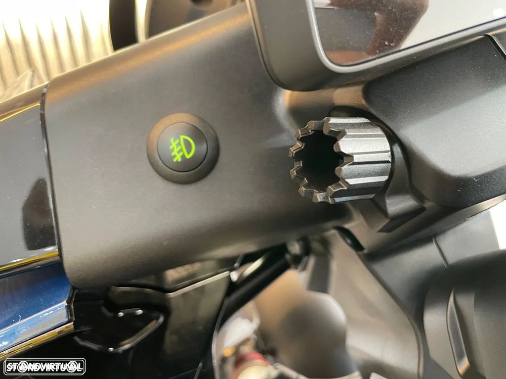 Husqvarna Norden 901 Expedition - 26