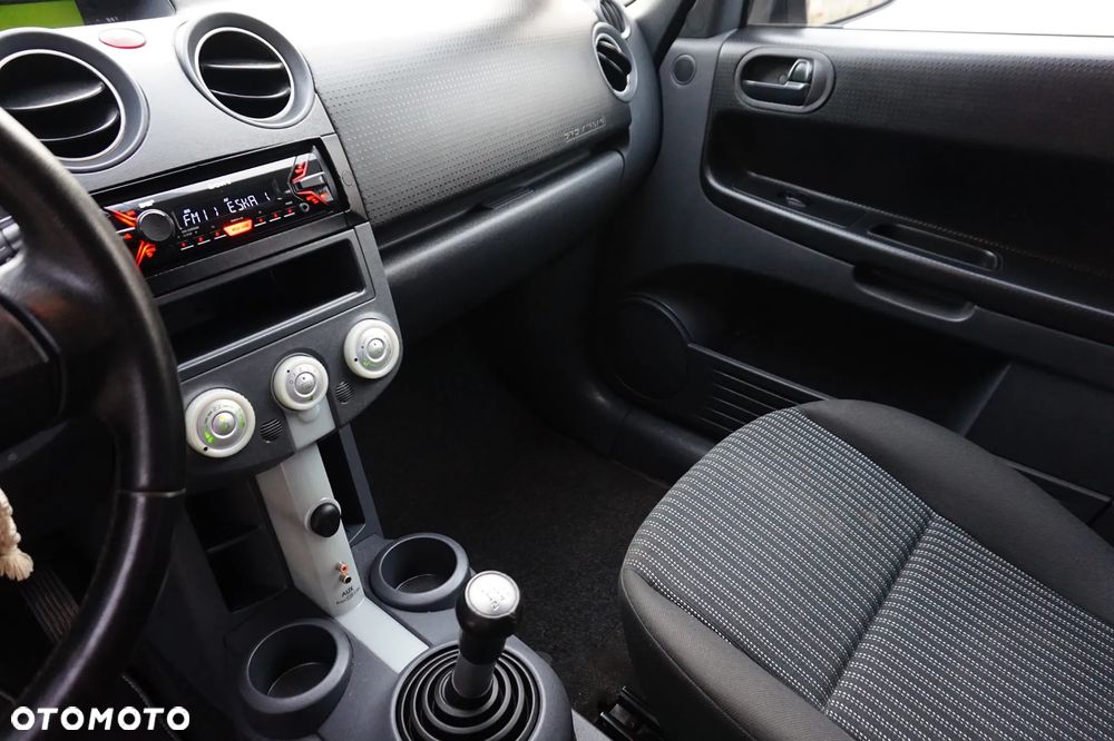 Mitsubishi Colt - 34