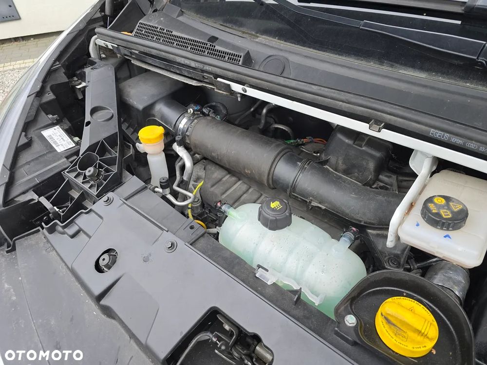 Renault Trafic Combi Life - 13