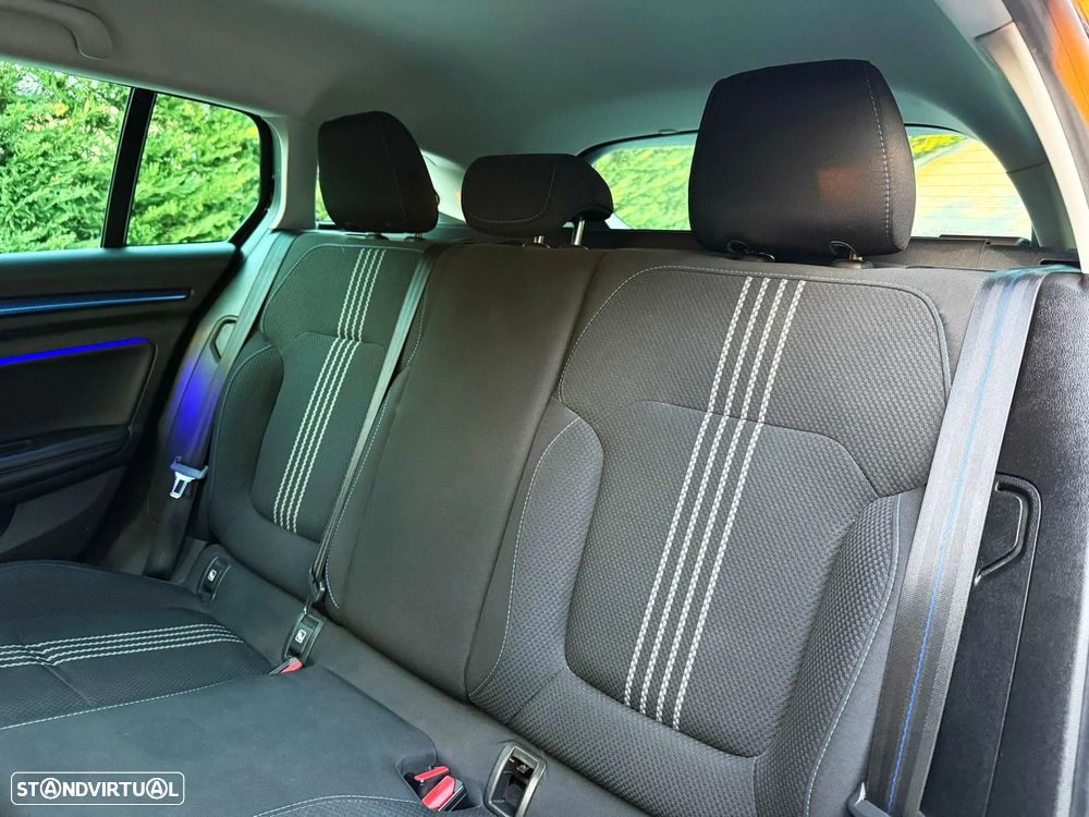 Renault Mégane Break ver-dci-110-fap-edc-bose-edition - 22