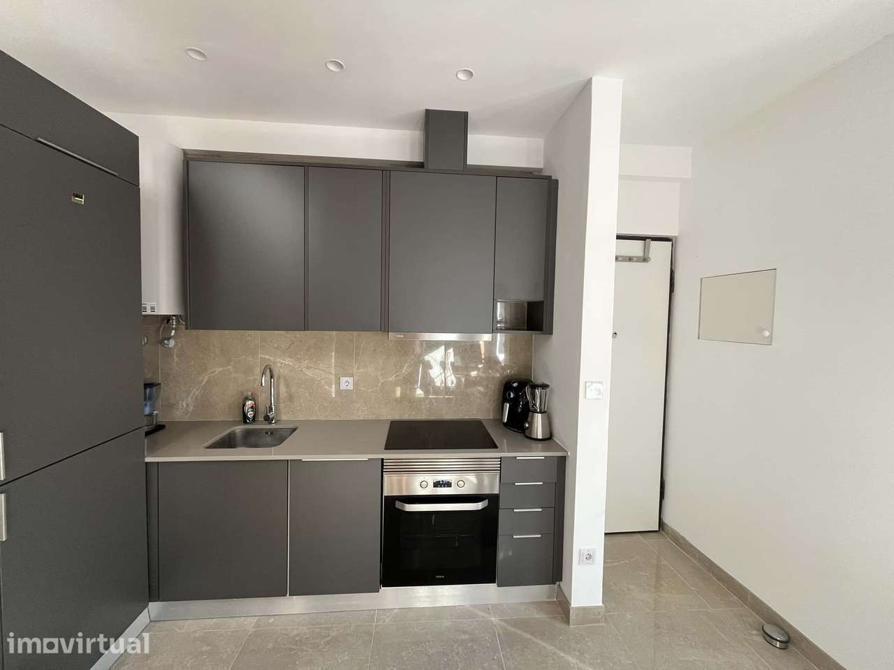 Apartment in Largo Santo Antoninho, Lisboa for 80 m² with 1 bedroom - Grande imagem: 4/18
