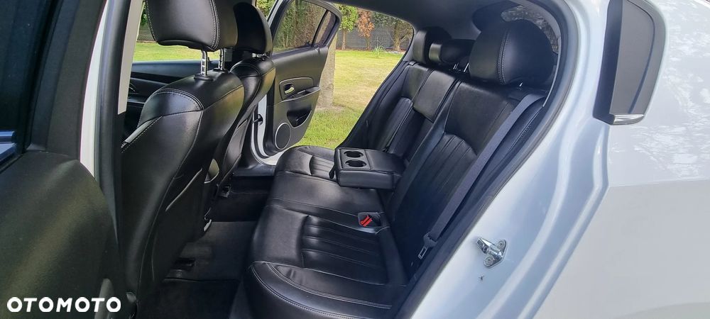 Chevrolet Cruze 1.4T LTZ+ - 24