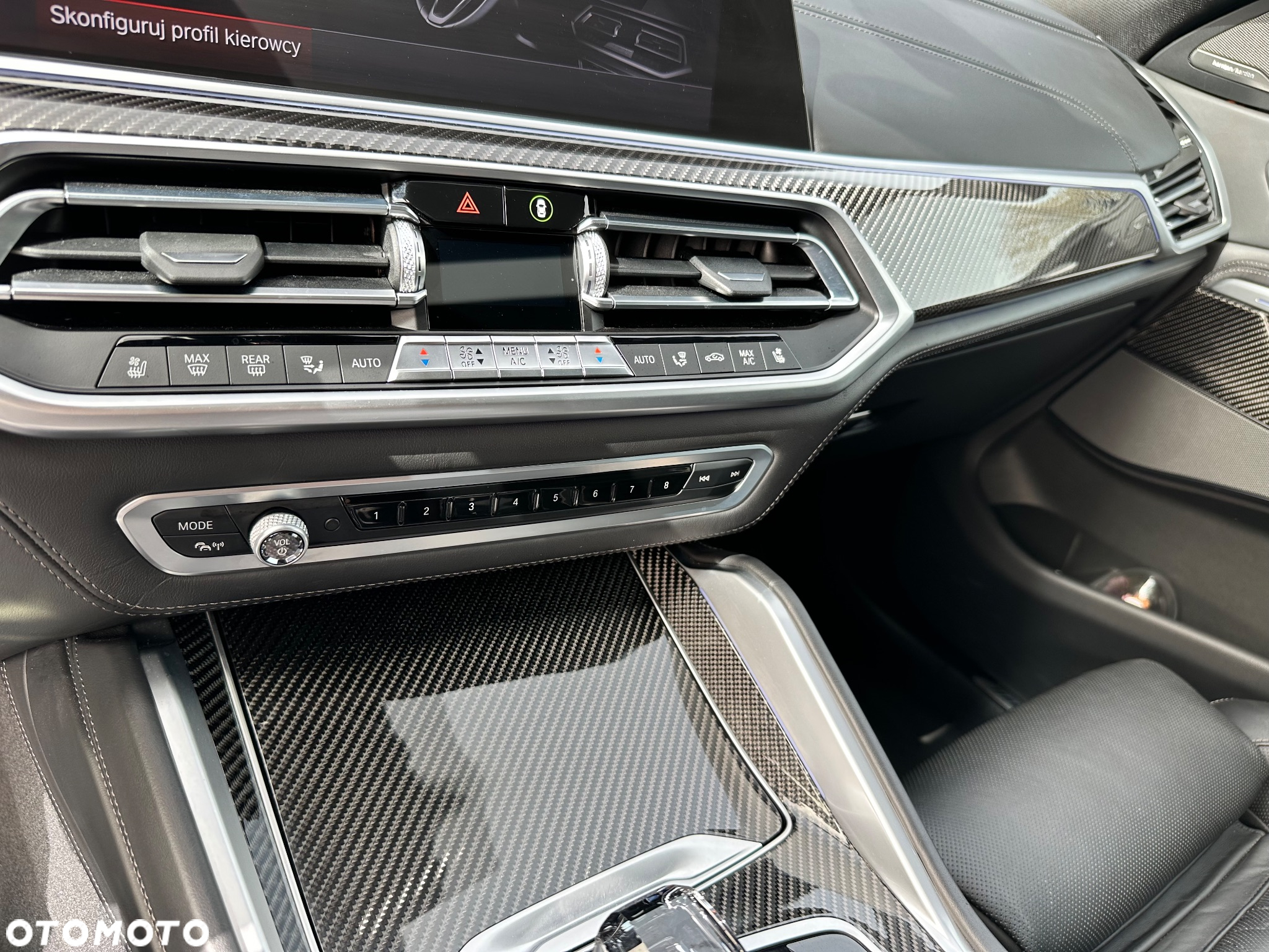 BMW X6M - 24