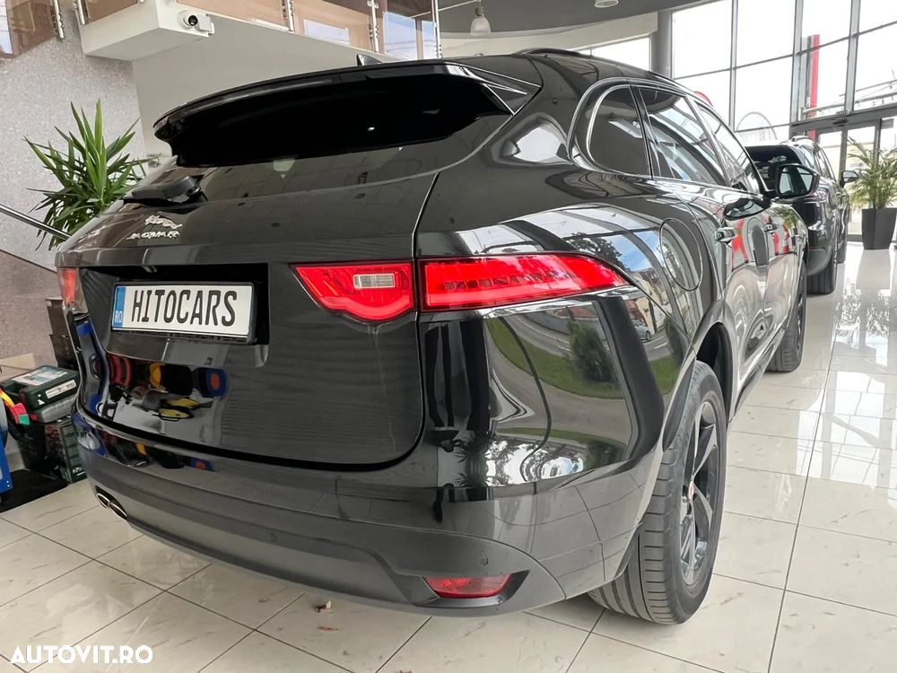 Jaguar F-Pace - 6
