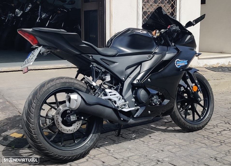 Yamaha YZF - R 125 - 10