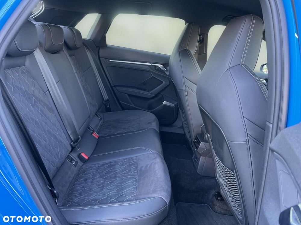 Audi S3 Sportback - 12