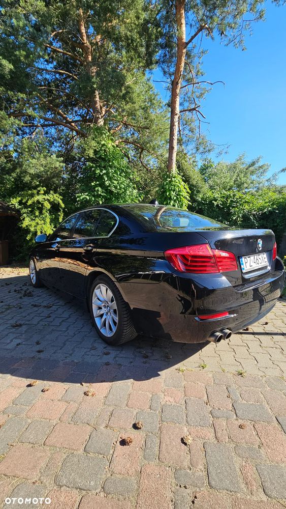 BMW Seria 5 528i xDrive - 3