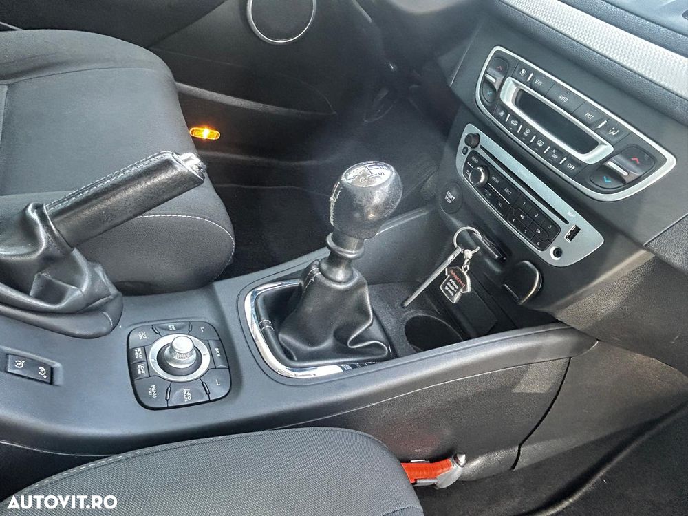 Renault Megane dCi 110 FAP Expression - 17