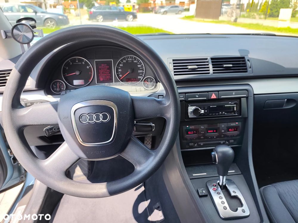 Audi A4 Avant - 7
