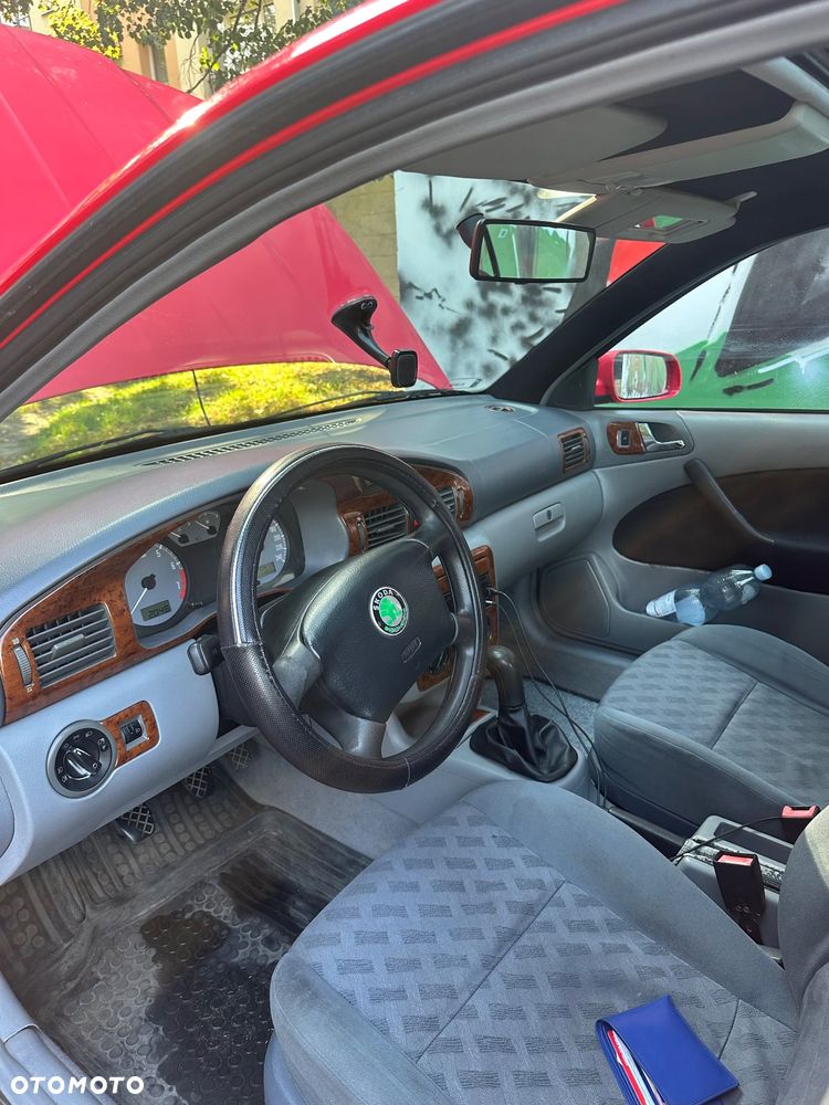 Skoda Octavia 1.8 SLX - 10