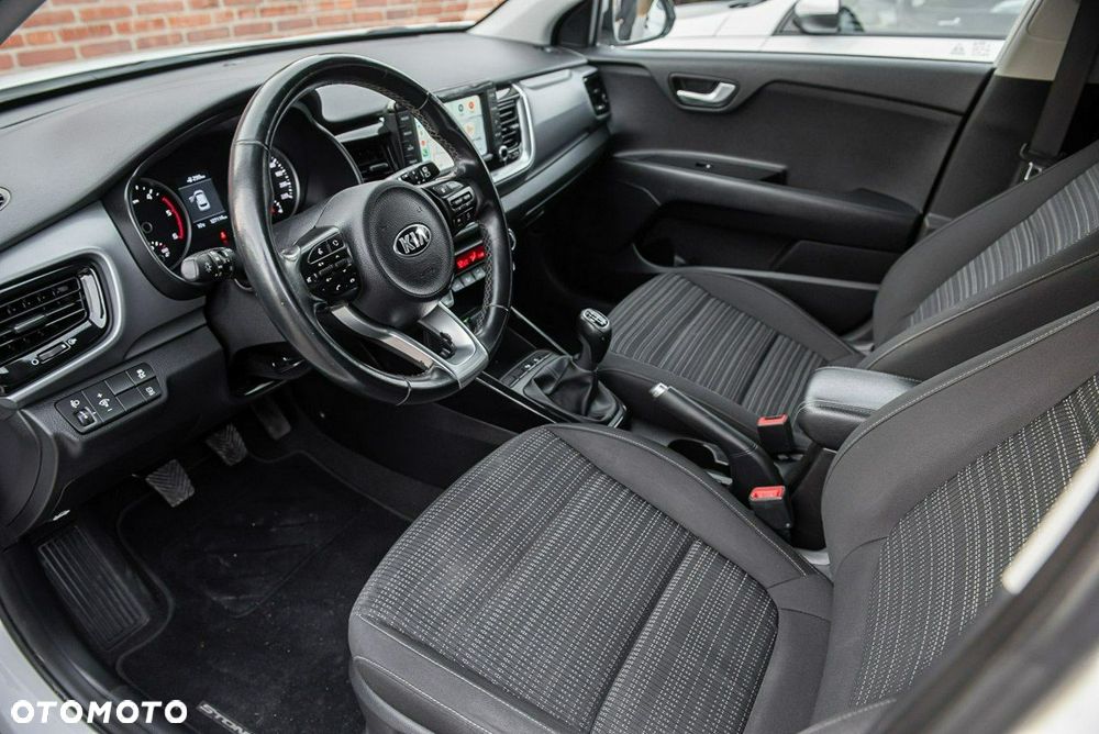 Kia Stonic 1.6 CRDi SCR XL - 6