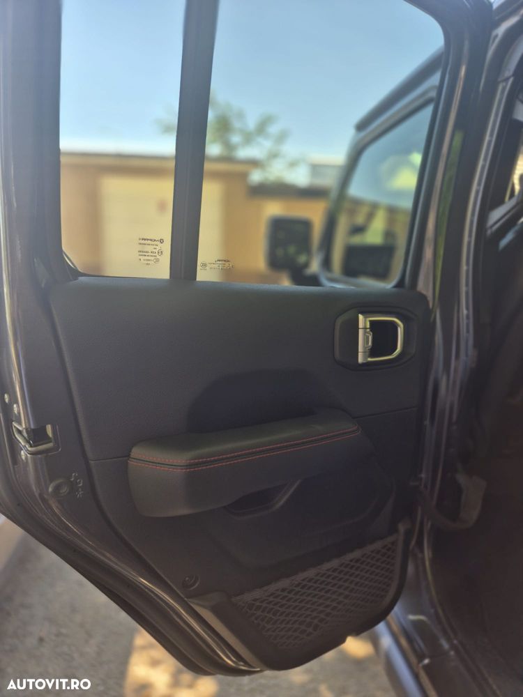 Jeep Wrangler 2.0 Turbo AT8 Rubicon - 19