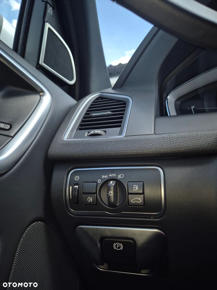 Volvo XC 60 D4 AWD Summum - 17