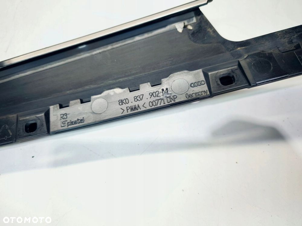 NAKŁADKA OSŁONA SŁUPKA DRZWI PRAWY PRZÓD AUDI A4 B8 8K0837902M POŁYSK - 4