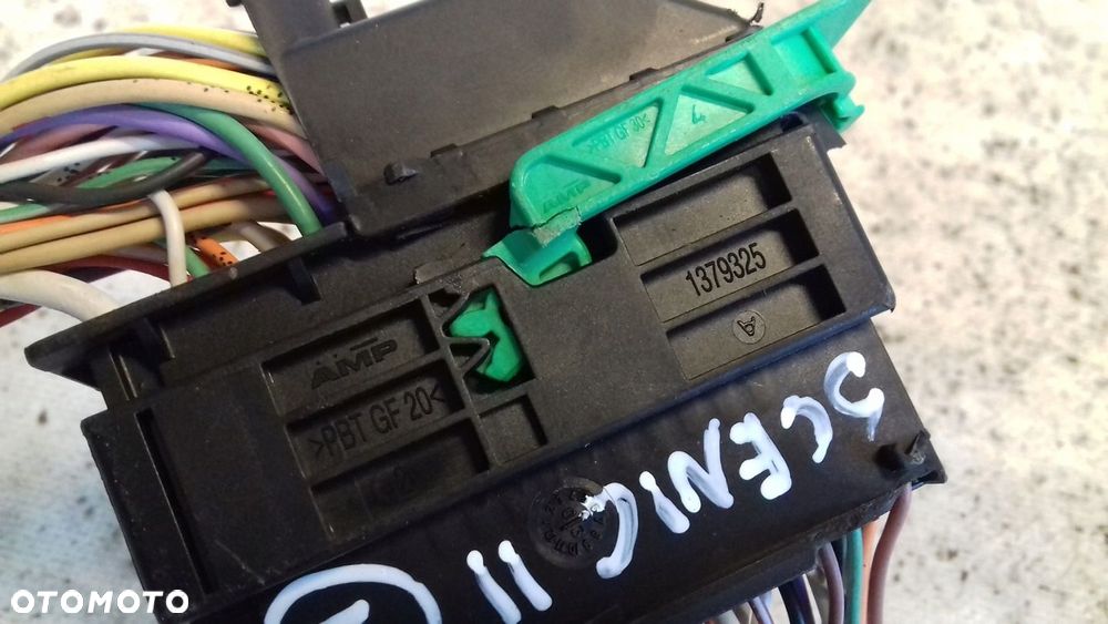 WIĄZKA KOSTKA WTYCZKA POD FOTEL KIEROWCY RENAULT SCENIC II MEGANE - 3