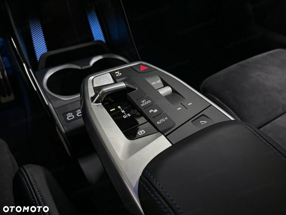 BMW X2 - 10