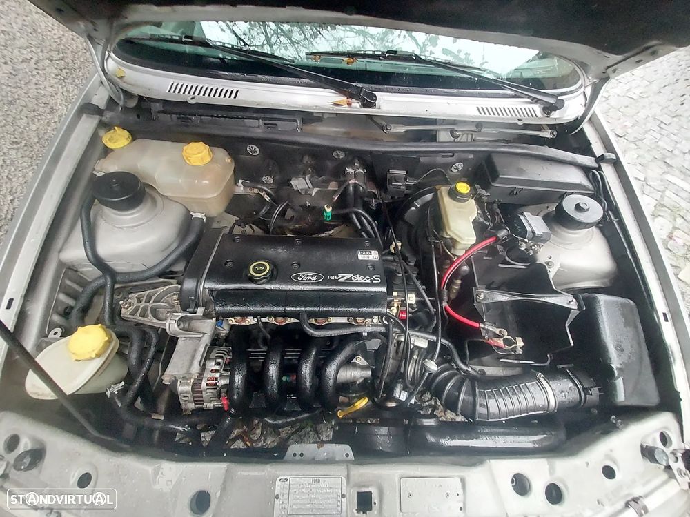 Ford Fiesta 1.25 Techno - 22