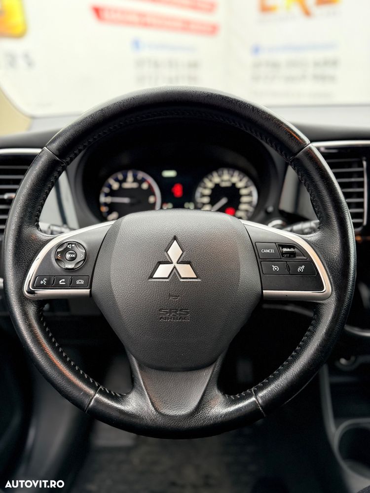 Mitsubishi Outlander 2.2 DI-D AS&G 6MT 4WD Invite A01 - 20