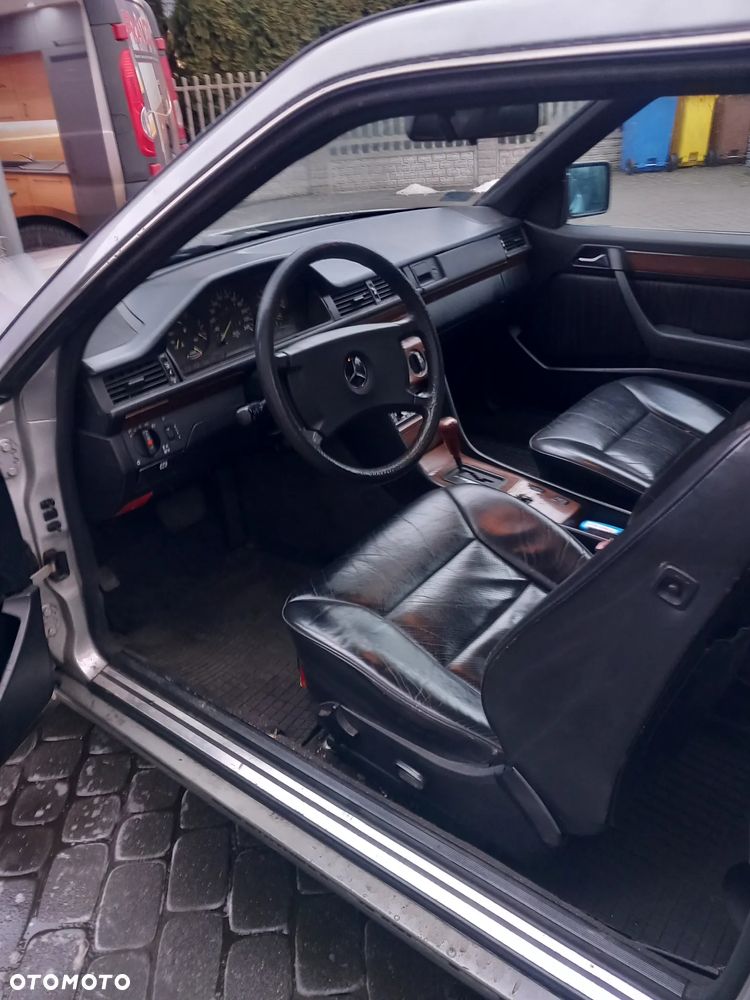 Mercedes-Benz W124 (1984-1993) - 8