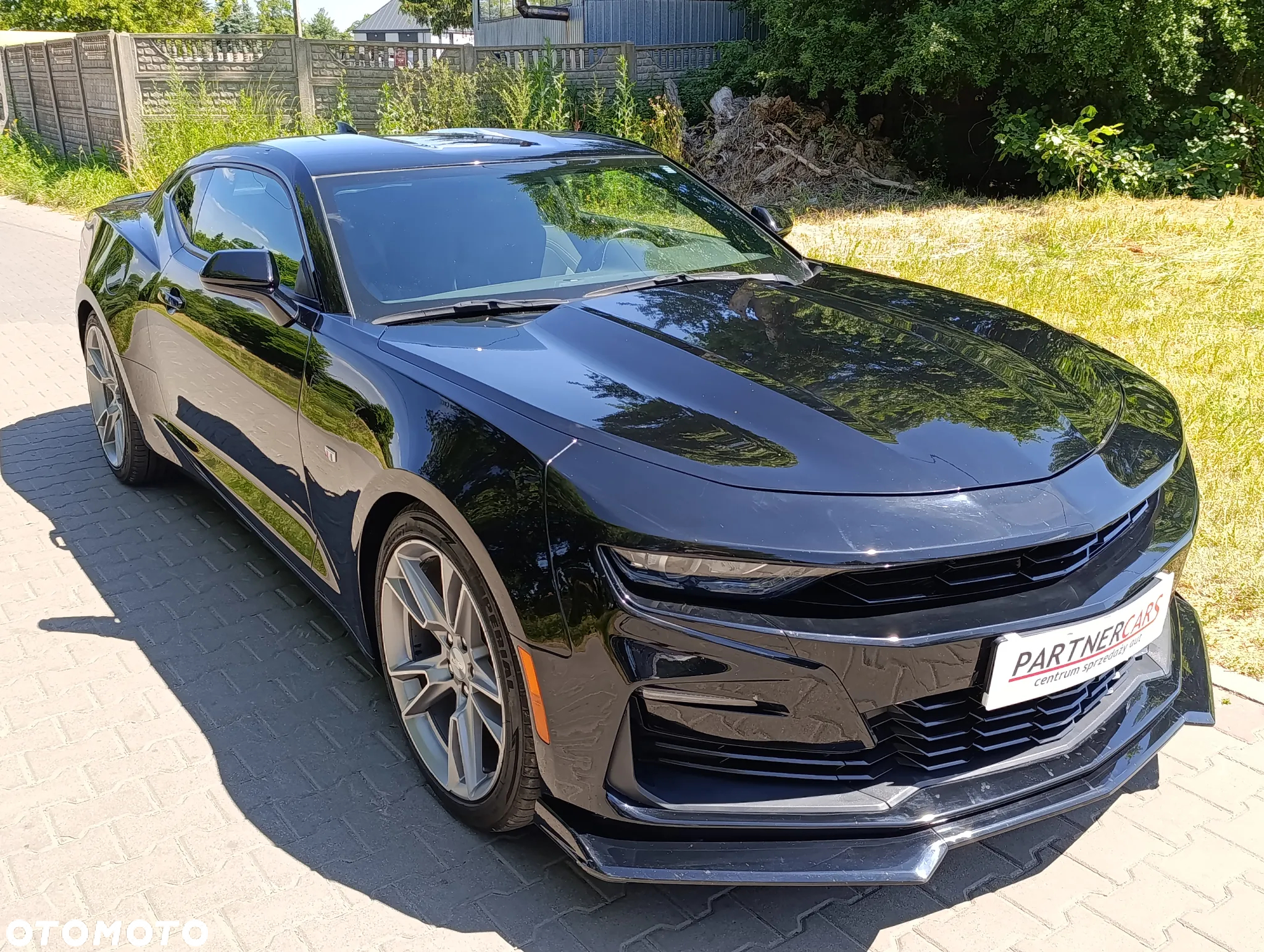 Chevrolet Camaro - 2
