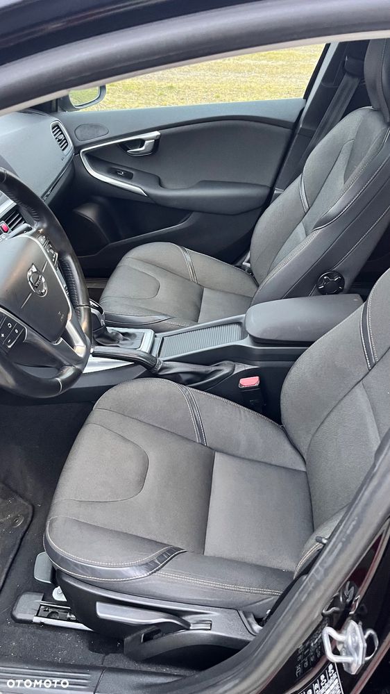 Volvo V40 Cross Country D2 Geartronic Momentum - 12