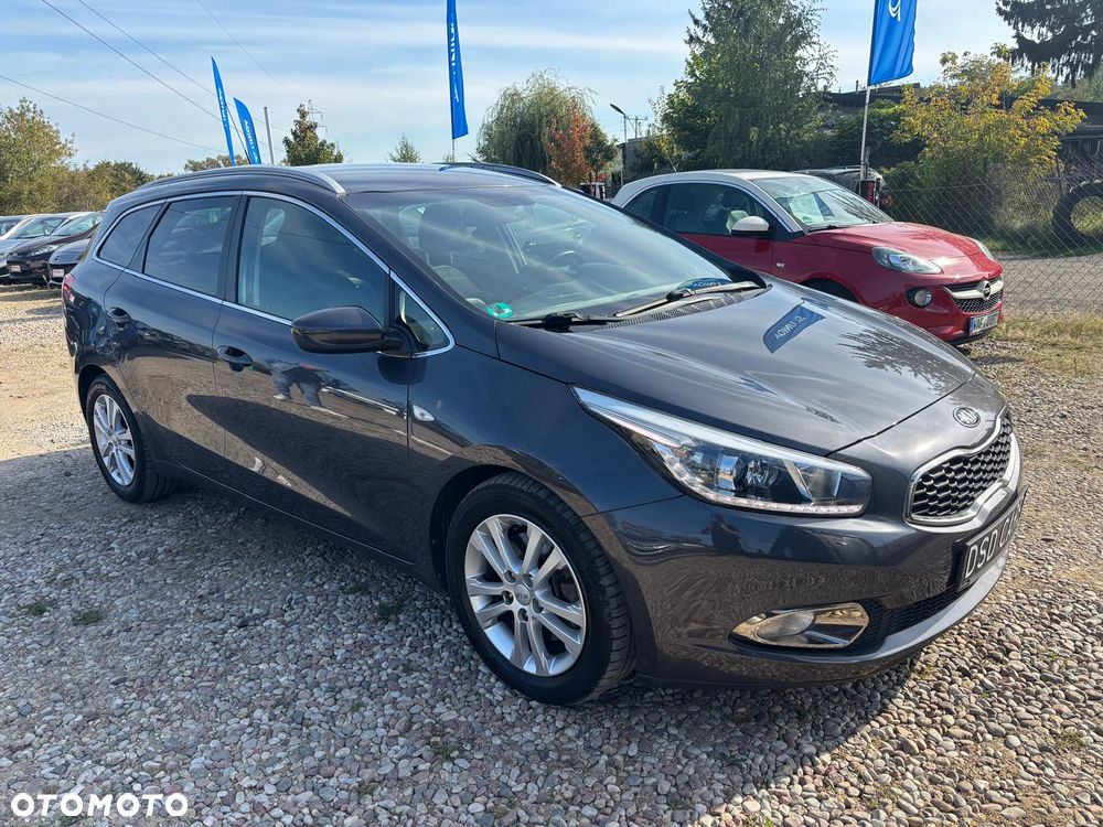 Kia Ceed 1.6 CRDi 128 ISG Platinum Edition - 13