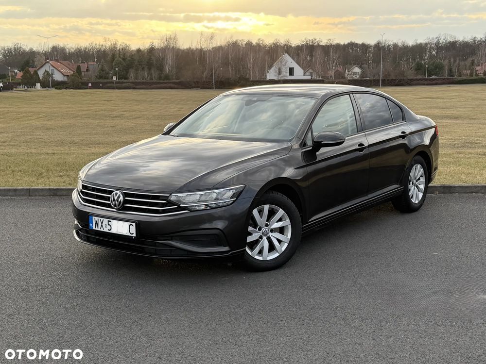 Volkswagen Passat 1.5 TSI EVO Business DSG - 1