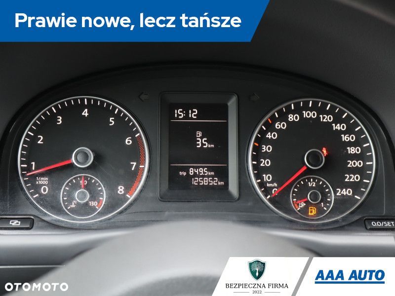 Volkswagen Touran - 12