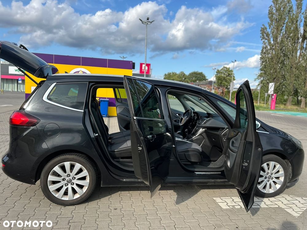 Opel Zafira - 15
