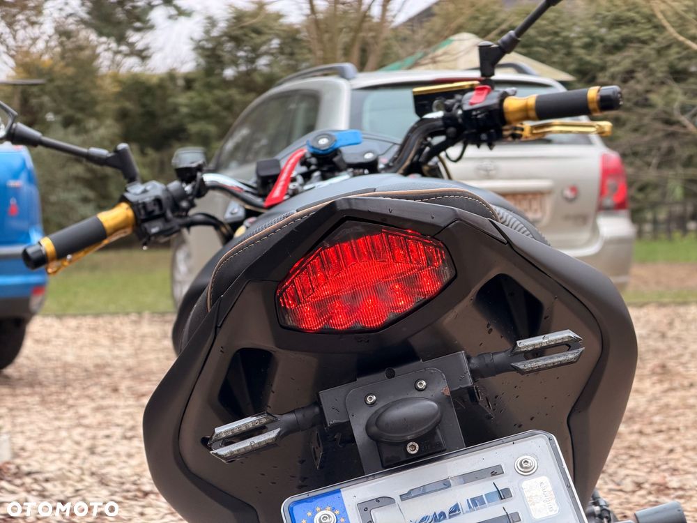 Honda Hornet - 19
