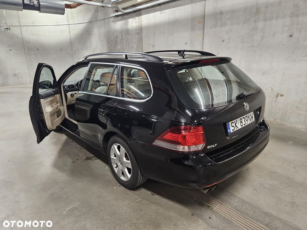 Volkswagen Golf - 2