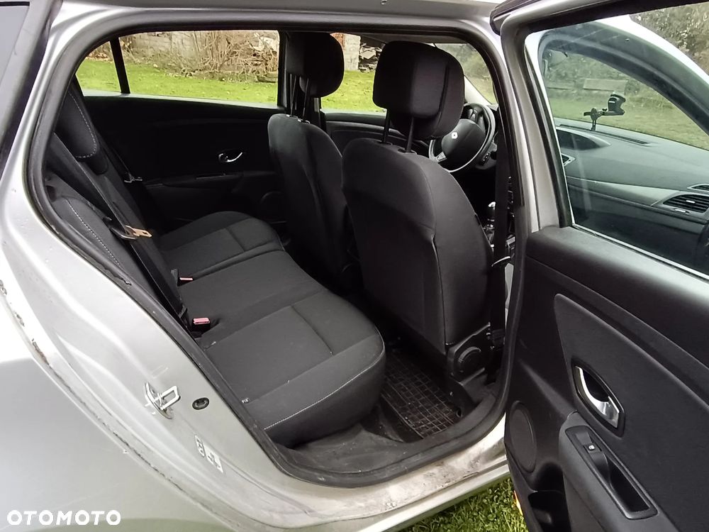 Renault Megane 1.5 dCi Dynamique - 17