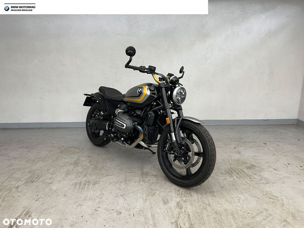 BMW R - 1