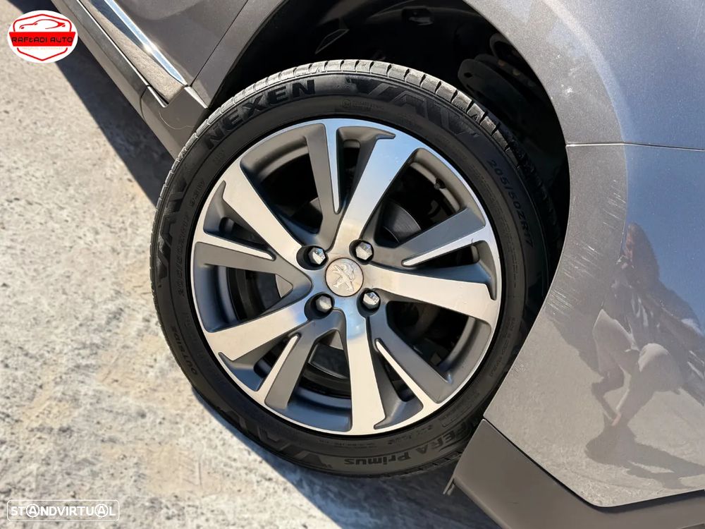 Peugeot 2008 1.6 e-HDi Allure - 7