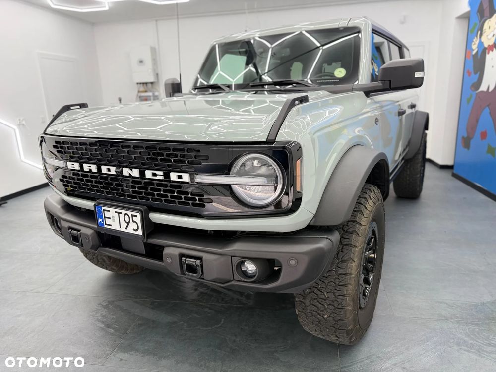Ford Bronco - 18