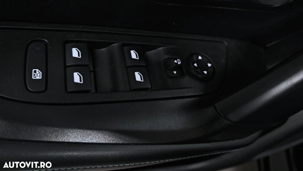 Peugeot 2008 PureTech 130 Stop&Start EAT6 Allure - 24