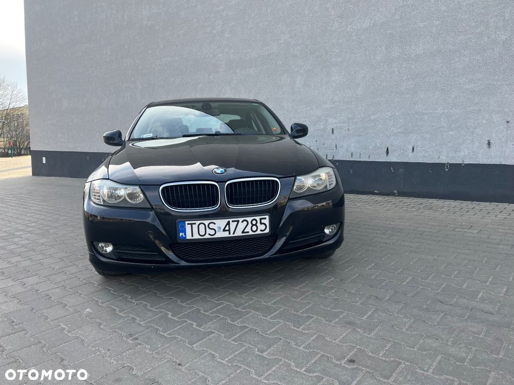 BMW Seria 3 318i - 3