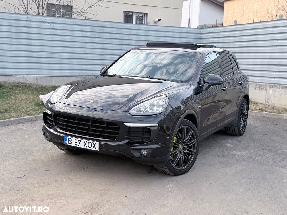 Porsche Cayenne S E-Hybrid Platinum Edition - 1